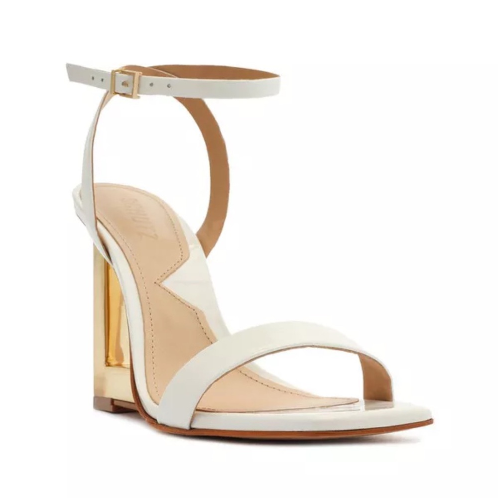Schutz Filipa Patent Leather Sandals✨